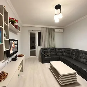 Genri Апартаменты Батуми