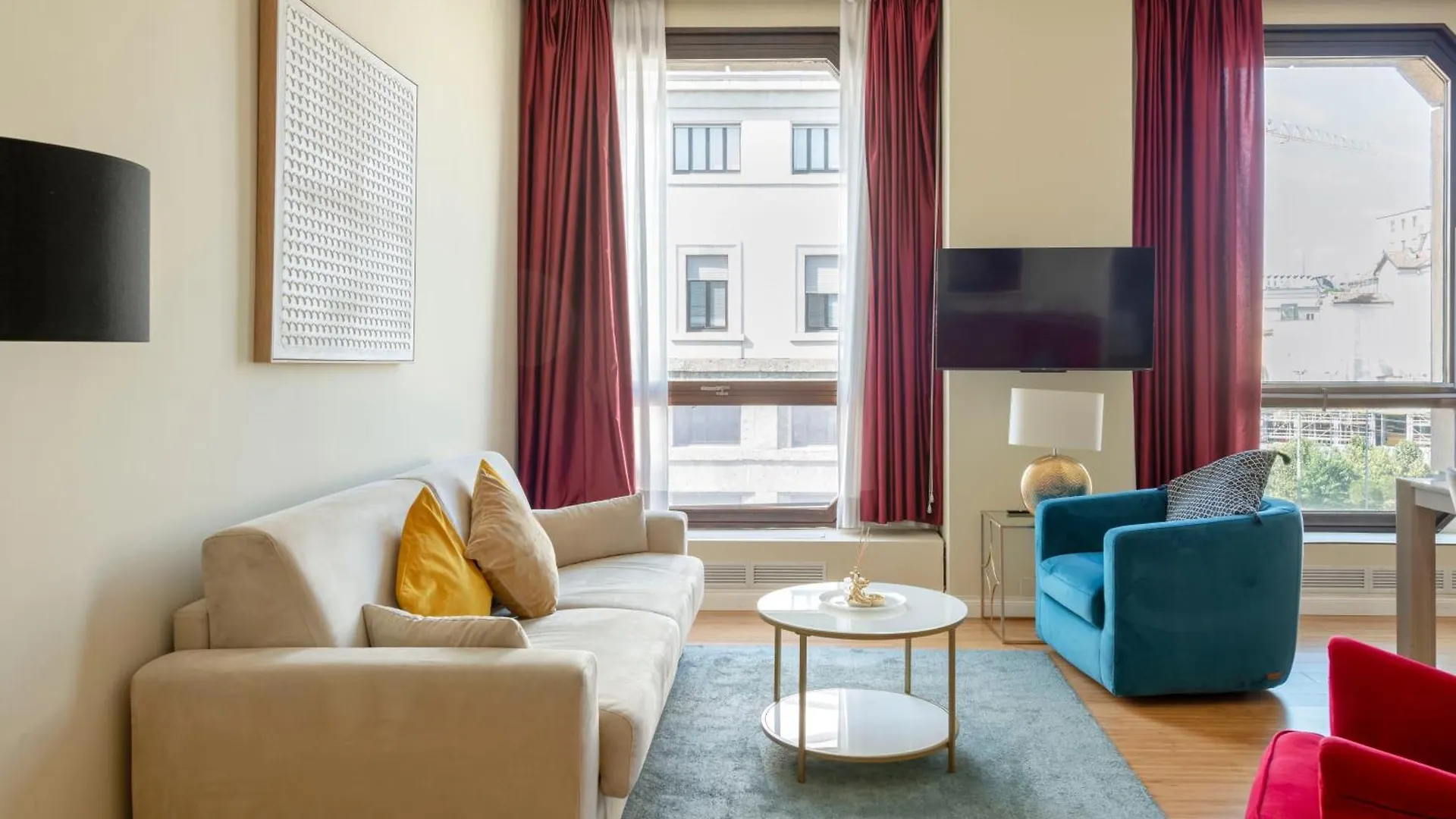 Heart Milan Apartments Duomo District